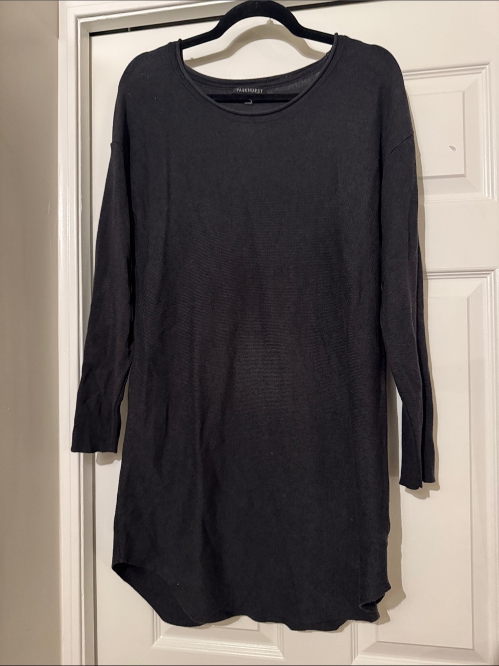 Parkhurst Black Long-Sleeve Tunic Top